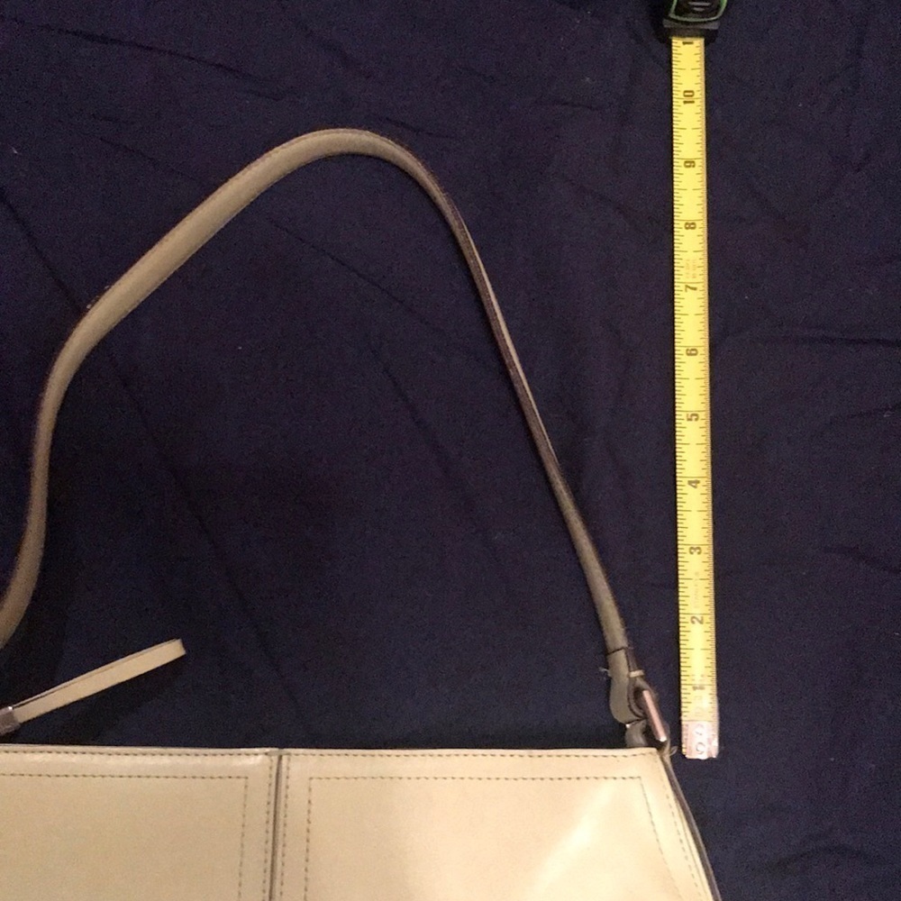 Light Green Ellen Tracy Handbag - Picture 7 of 13